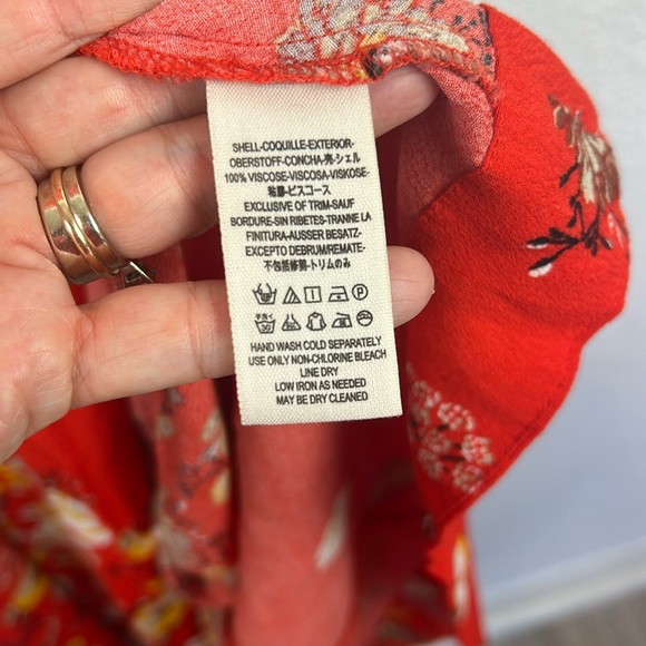 Free People Jess Floral Wrap Maxi Dress Flower Size M Boho Flowy Frill Red - Picture 11 of 11